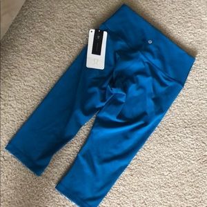 lululemon Wunder Under Hi-Rise 1/2 Tight